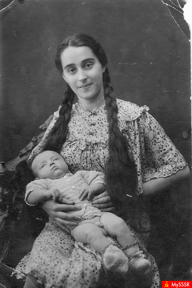     1942 