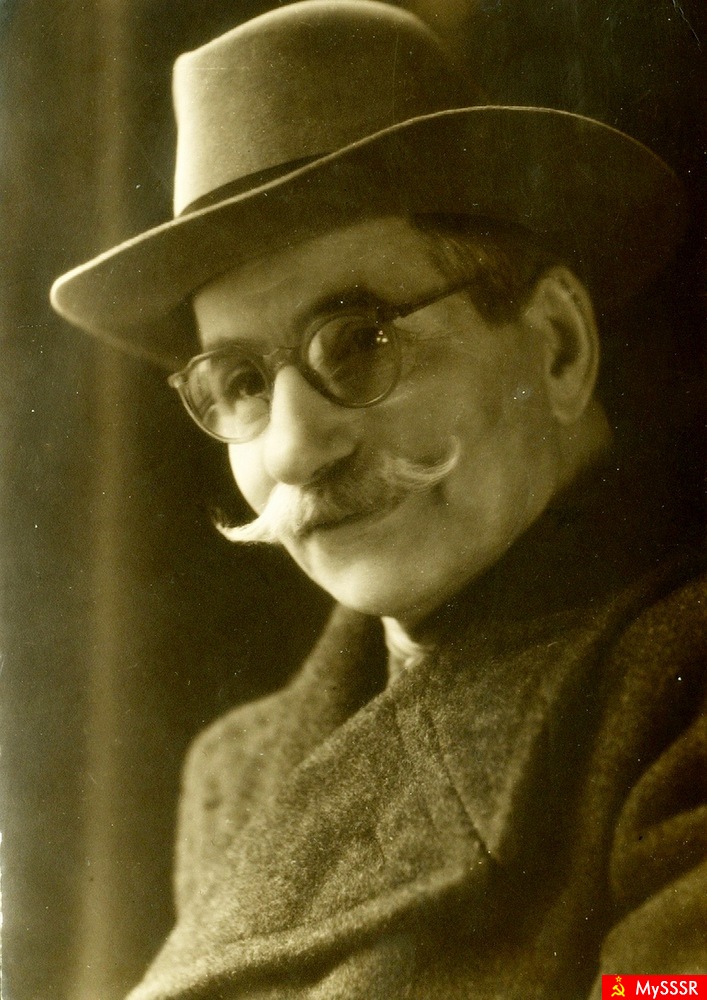   1942 