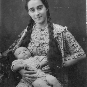     1942 