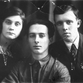   1941 